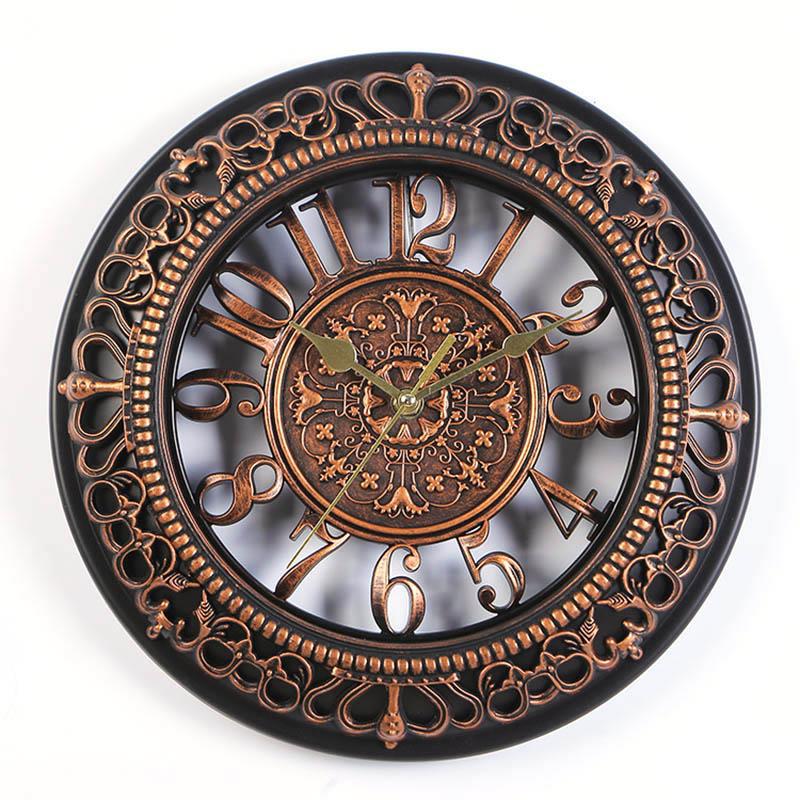 Horloge ronde ancienne d’inspiration steampunk
