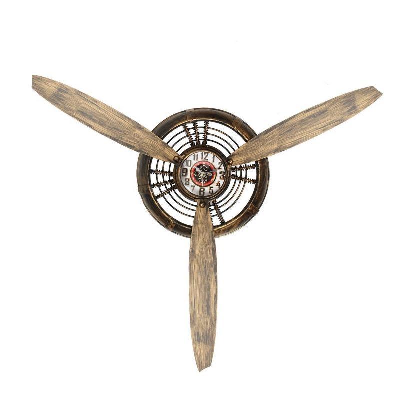 Horloge steampunk à hélice d’avion
