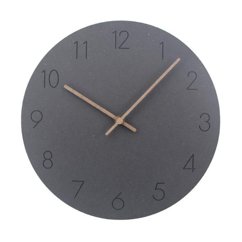 Horloge steampunk de style scandinave