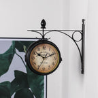 Horloge steampunk esprit gare