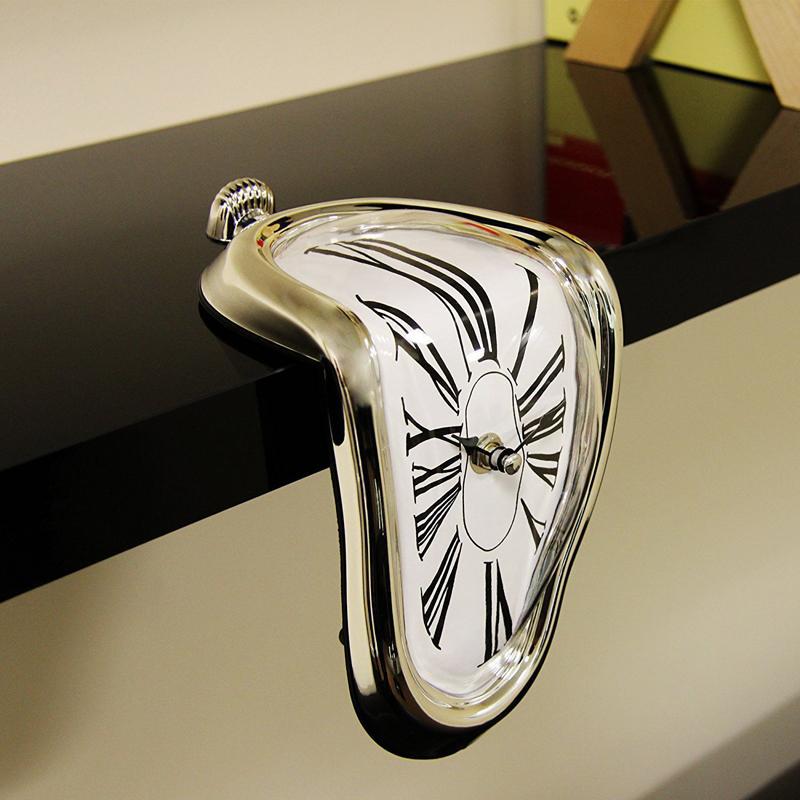Horloge steampunk façon Dali fondue