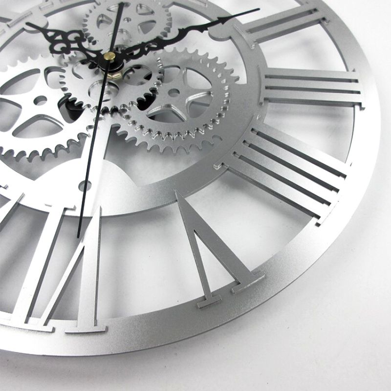 Horloge vintage grise au style steampunk
