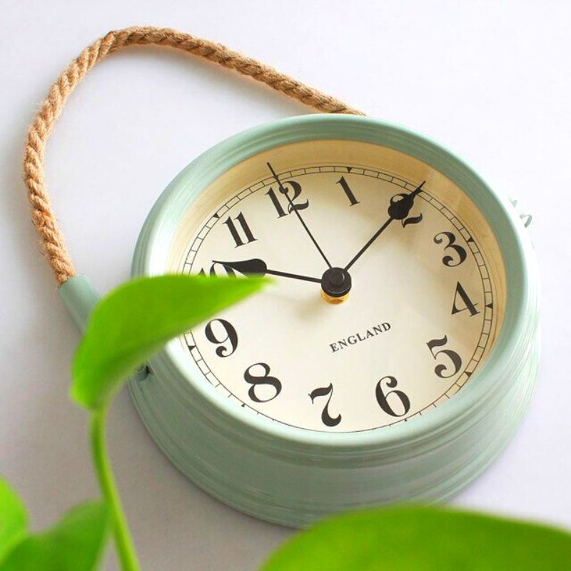 Horloge vintage verte à fixer au mur