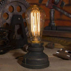 Lampe de bureau d’inspiration steampunk