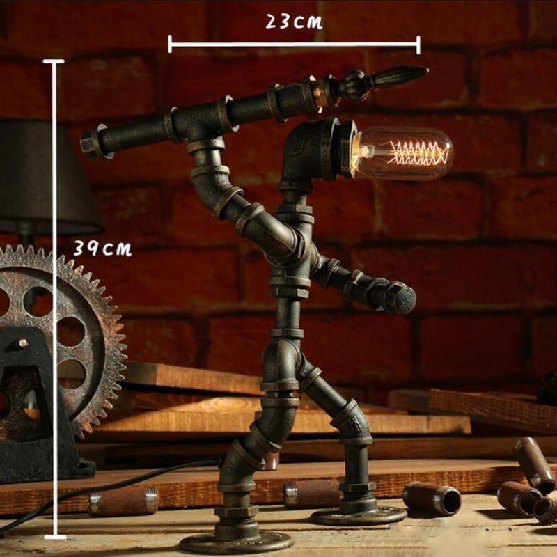 Lampe robot à l’esthétique steampunk
