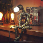 Lampe robot dans l’esprit steampunk