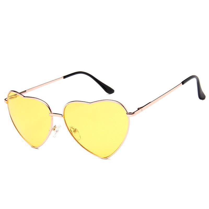 Lunettes de soleil dorées en cœur