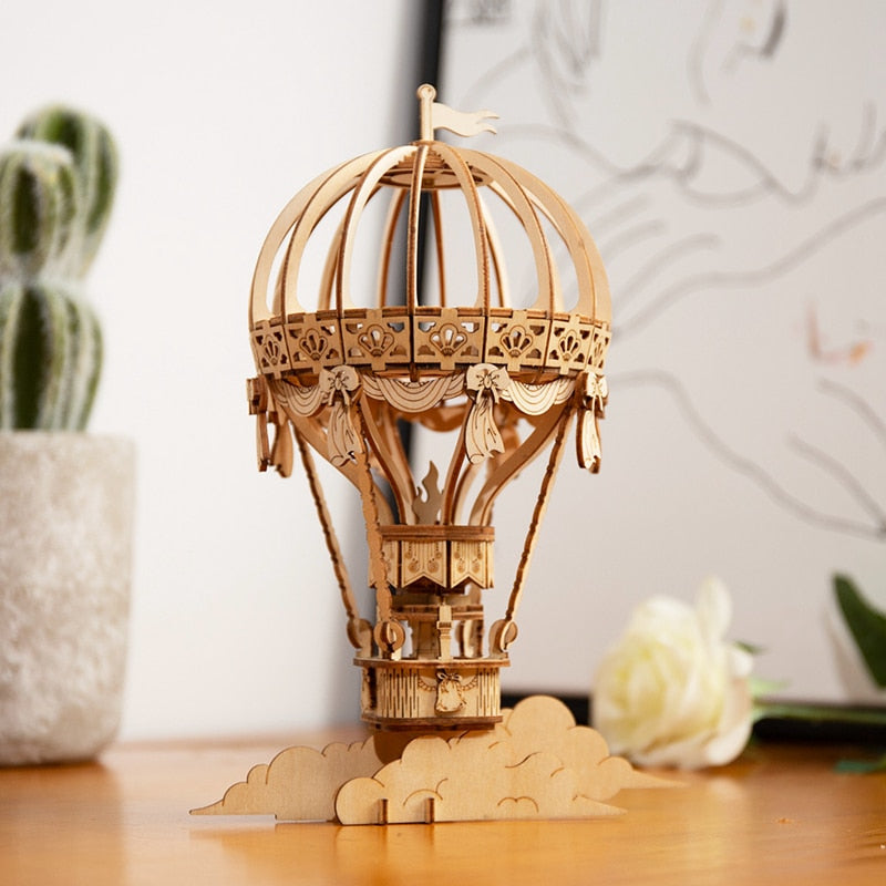 Montgolfière steampunk en bois à construire