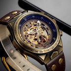 Montre à squelette style steampunk