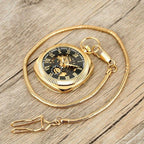Montre carrée ancienne de poche