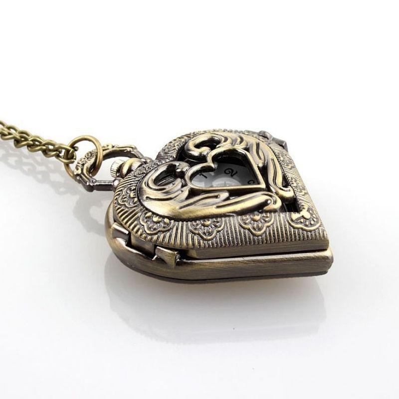 Montre de poche cœur steampunk