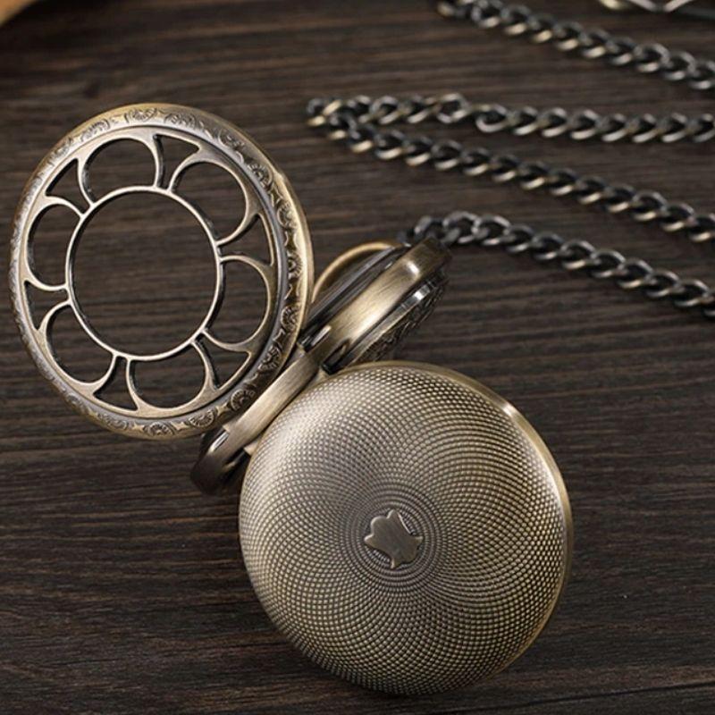 Montre de poche vintage style steampunk