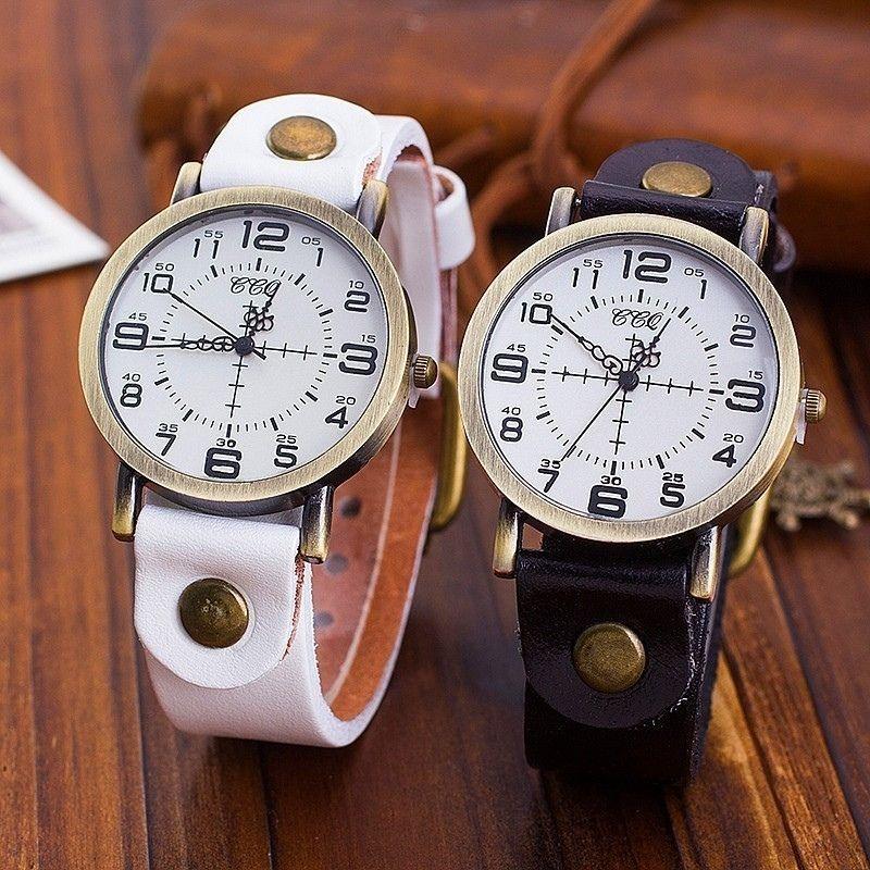 Montre féminine à bracelet au design steampunk