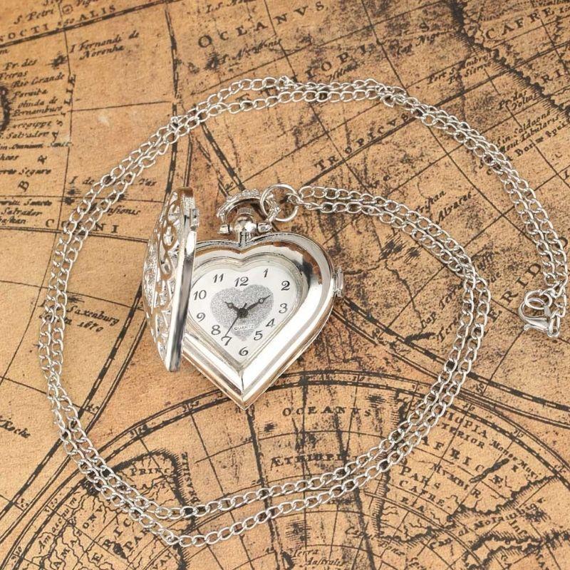 Montre femme façon collier pendentif