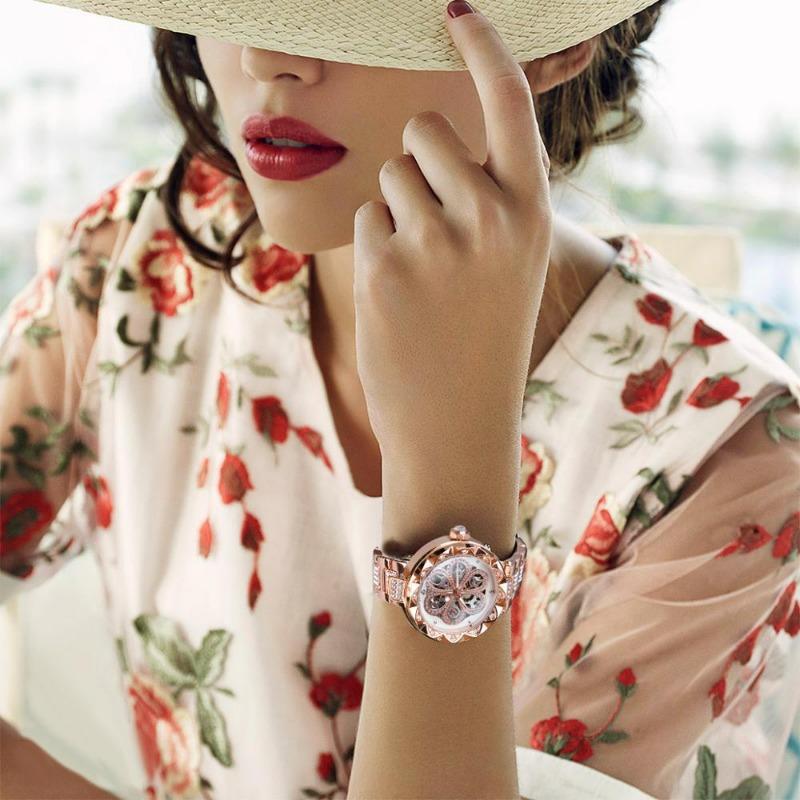 Montre femme luxe style squelette