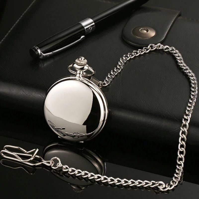 Montre gousset fabriquée en acier inoxydable