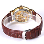 Montre masculine avec mécanisme squelette