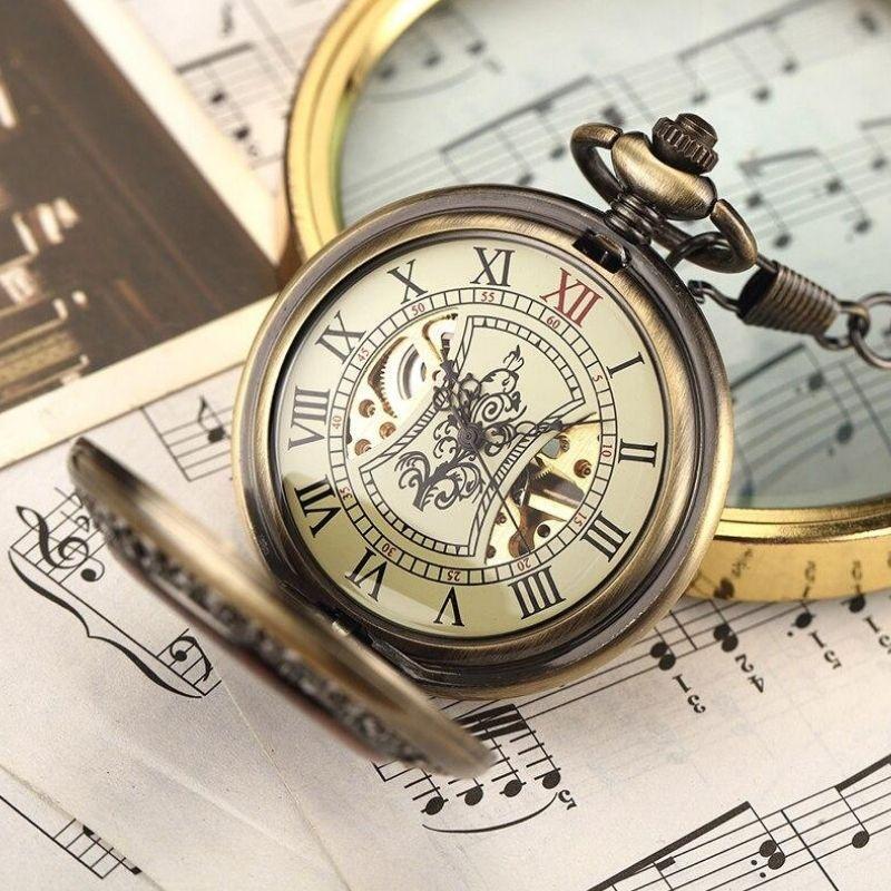 Montre mécanique de poche neuve