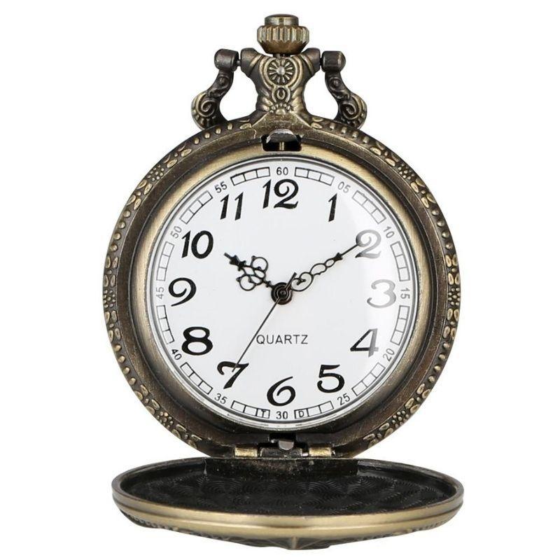 Montre russe au format poche
