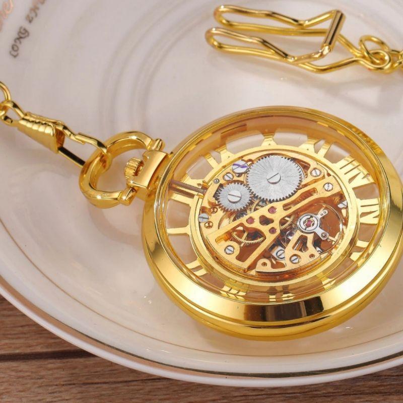 Montre steampunk à gousset avec transparence
