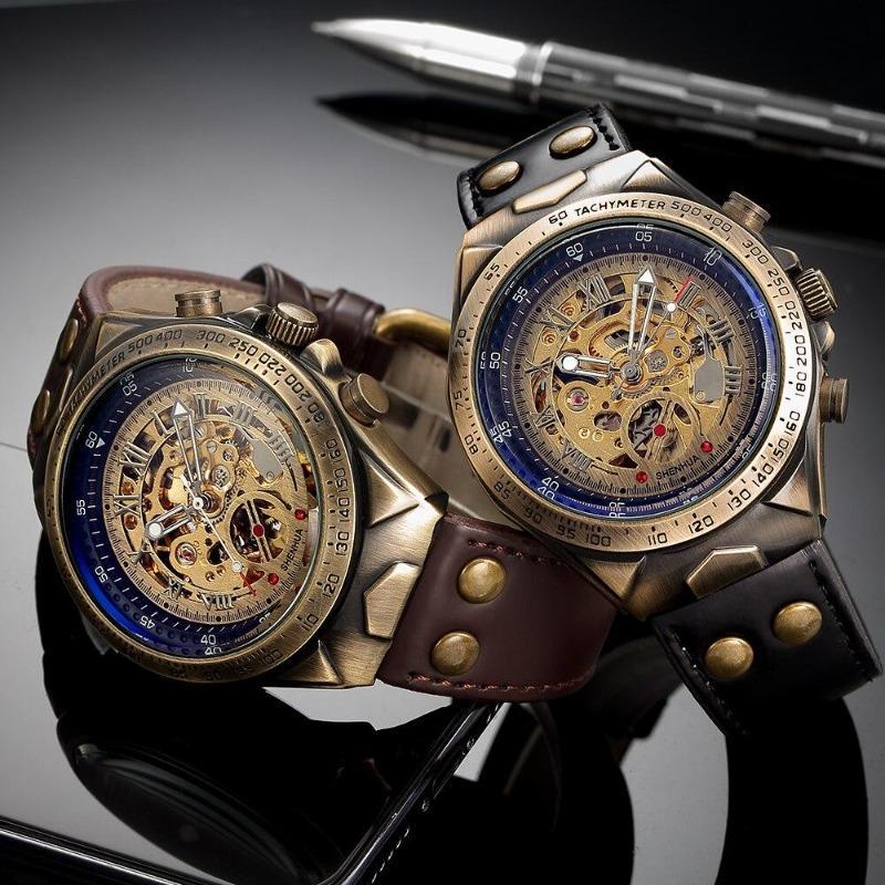 Montre steampunk à mécanisme squelette