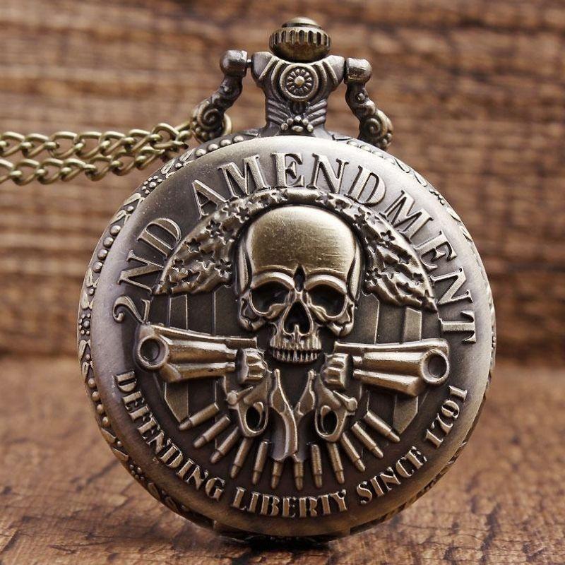 Montre tête de mort à gousset