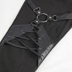 Pantalon féminin au style punk gothique