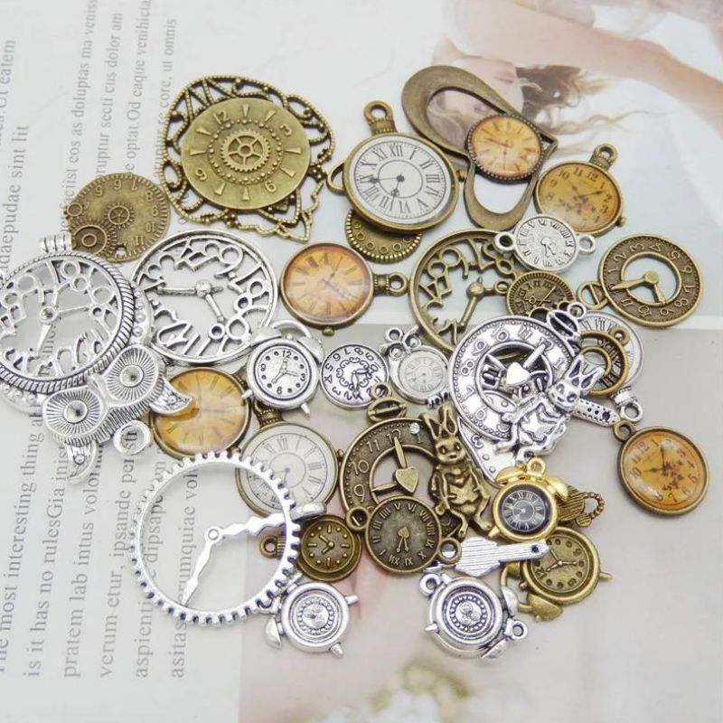 Pendentif breloque cadran de montre