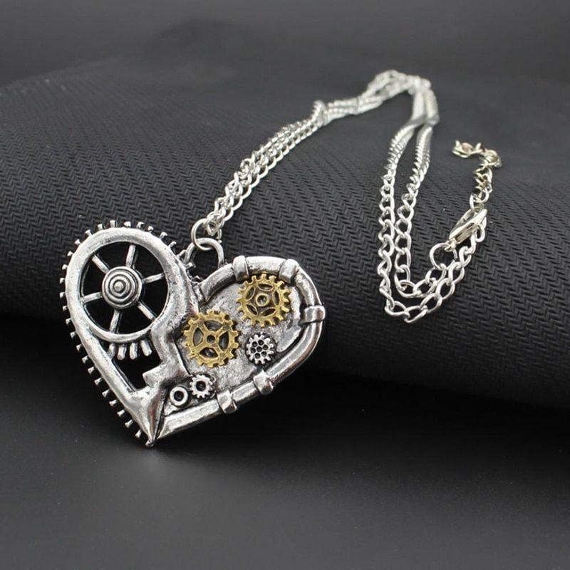 Pendentif steampunk en forme de cœur