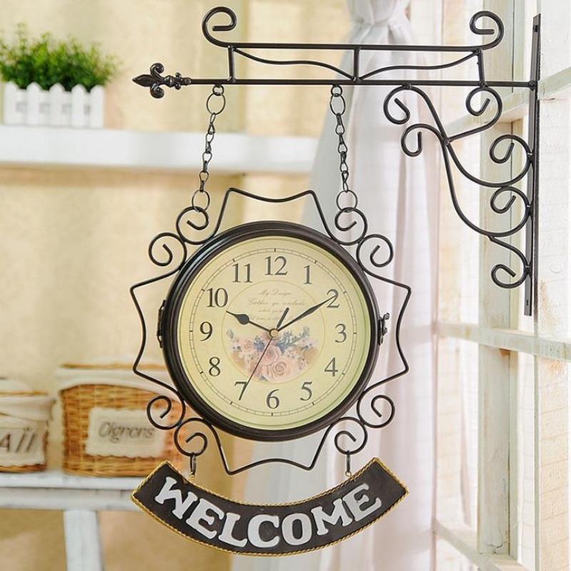 Pendule double face de style vintage