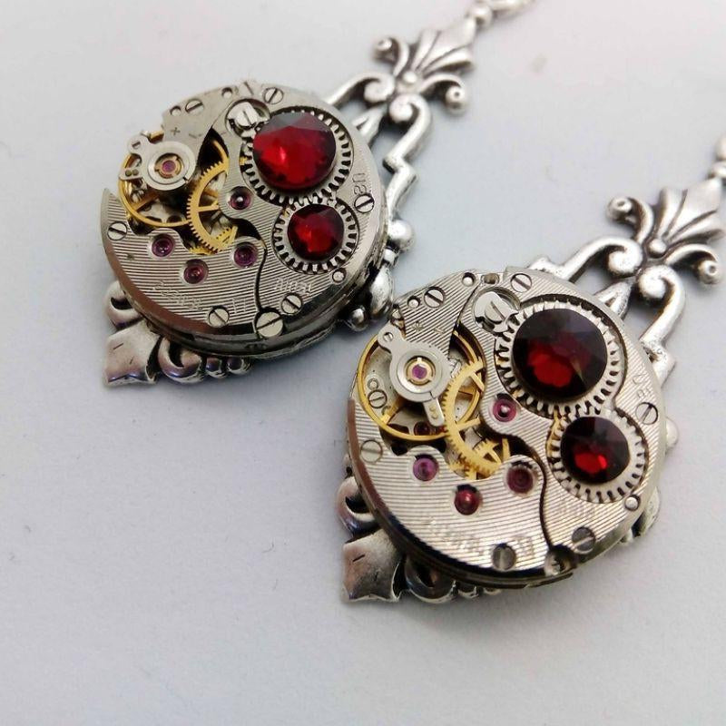 Pour femme, boucles d’oreilles au style steampunk