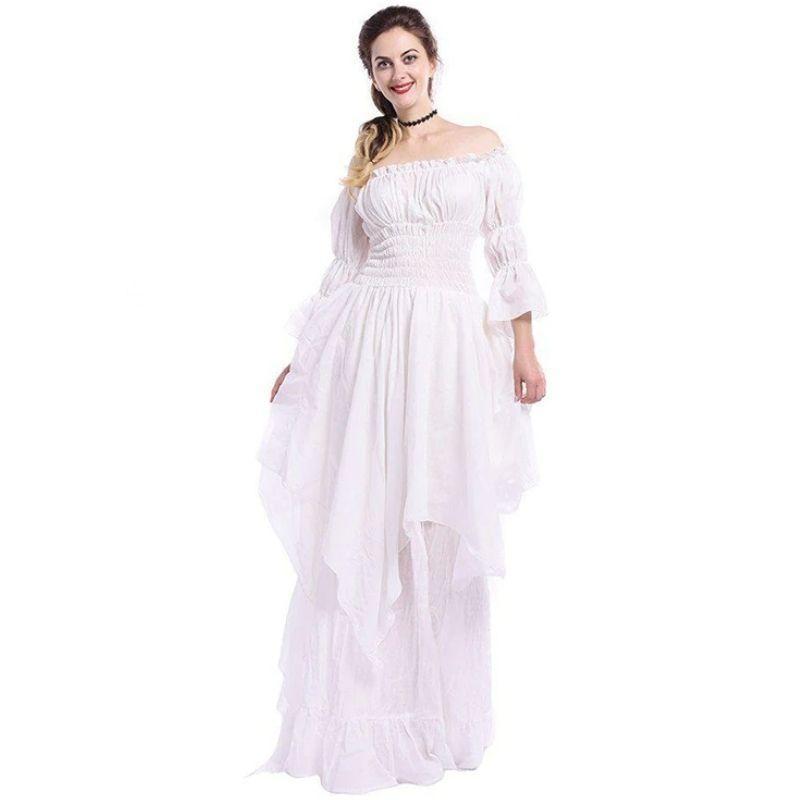Robe blanche de style victorien