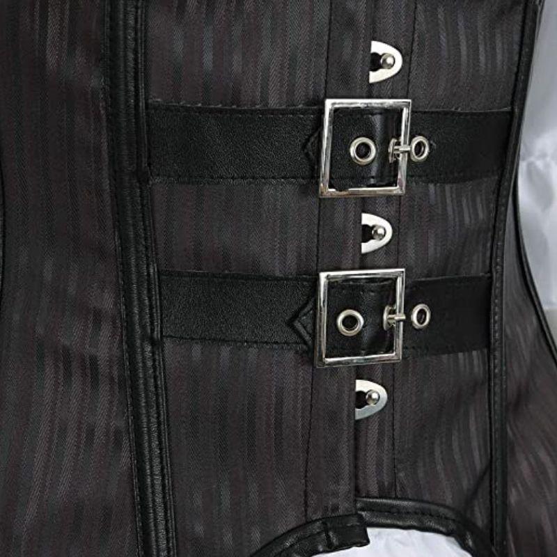 Robe féminine d’inspiration steampunk
