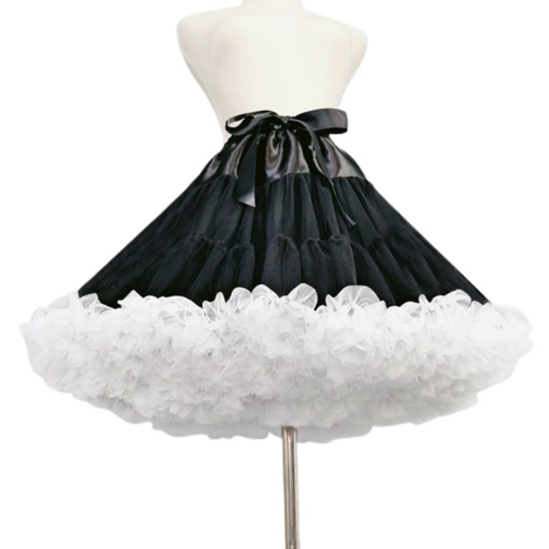 Sous-jupe courte et noire