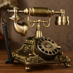 Téléphone d’inspiration steampunk